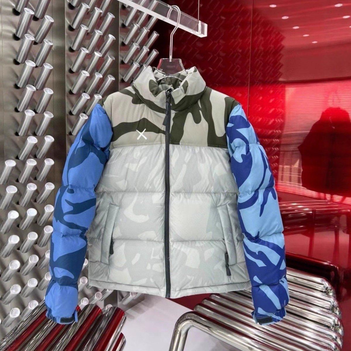 <font dir="auto" style="vertical - align: inherit;"><font dir="auto" style="vertical - align: inherit;">[Ready Stock &amp; Dropshipping] Cross - border Beijia Down Jacket 25fw Unisex Couple Style Classic Camouflage Trendy Brand Down Jacket</font></font> - Oversized Streetwear - Korean Streetstyle - Collective Oversized